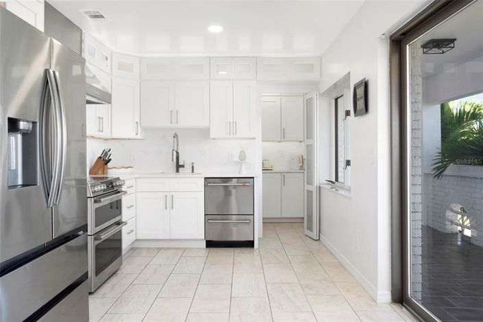 Image No.18-3 Bed Property for sale