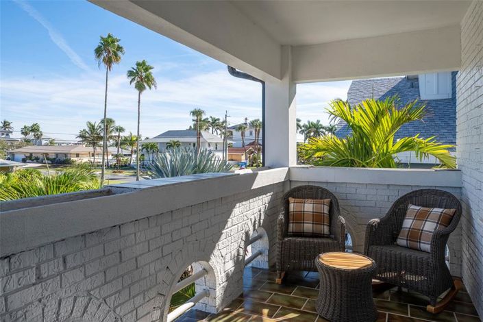 Image No.20-3 Bed Property for sale