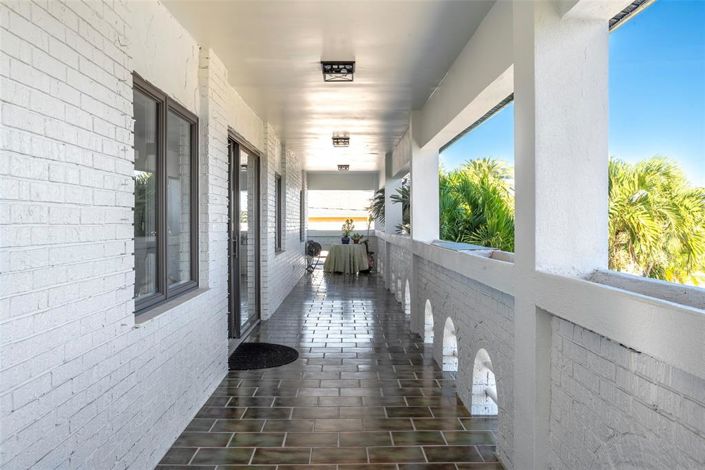 Image No.21-3 Bed Property for sale