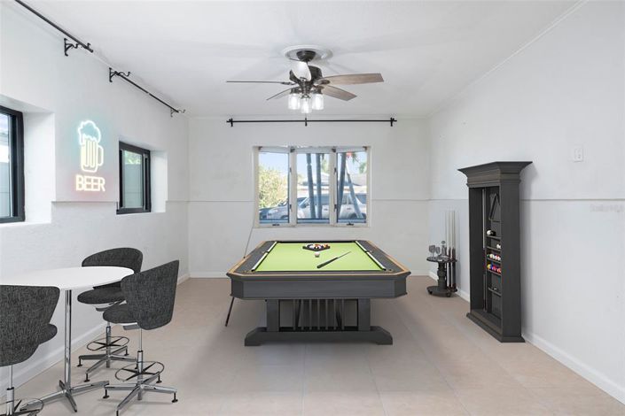 Image No.42-3 Bed Property for sale