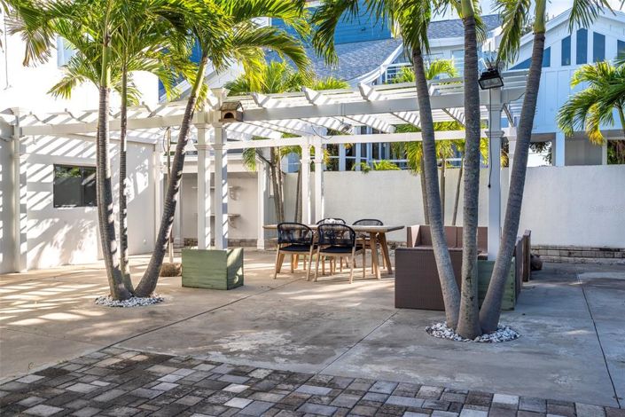 Image No.51-3 Bed Property for sale