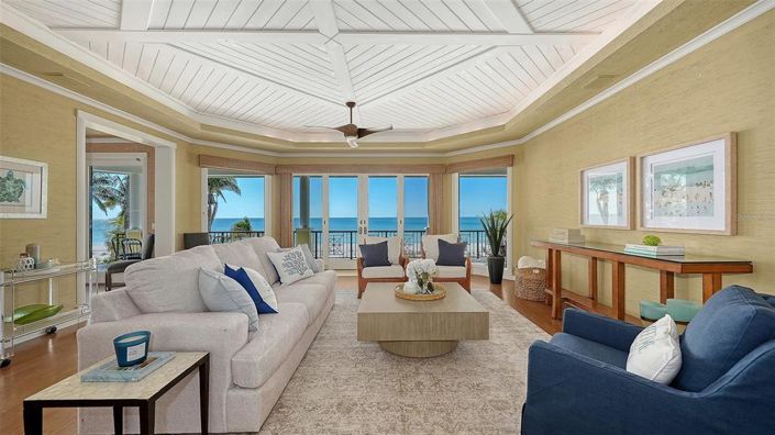 Image No.16-6 Bed Property for sale