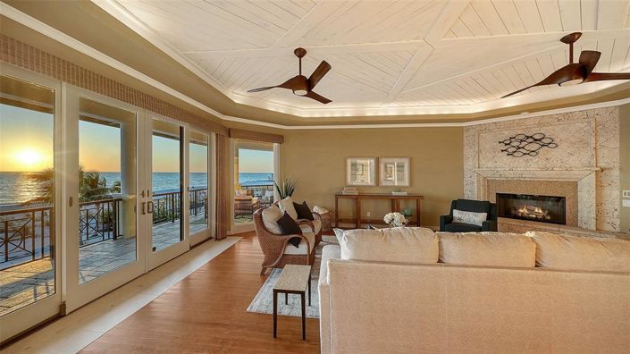 Image No.19-6 Bed Property for sale