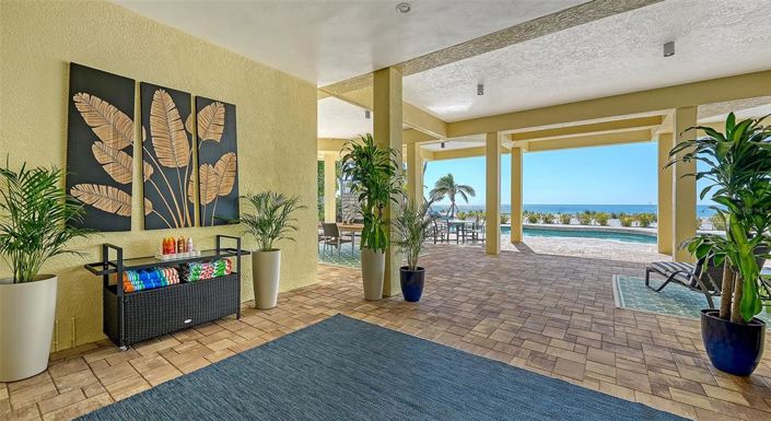 Image No.51-6 Bed Property for sale