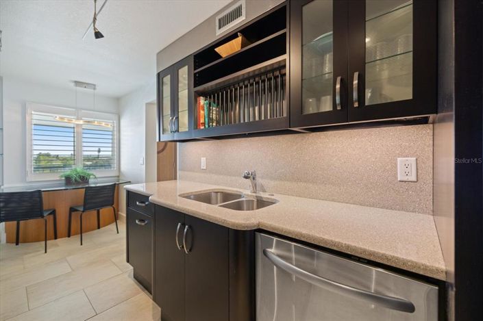 Image No.13-2 Bed Property for sale