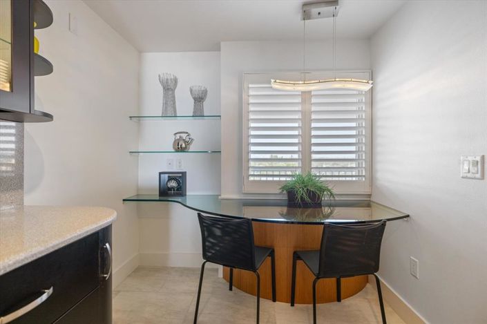 Image No.15-2 Bed Property for sale