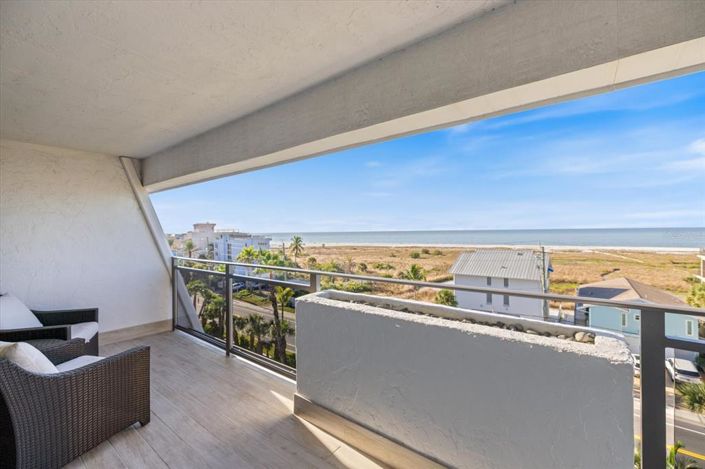 Image No.2-2 Bed Property for sale