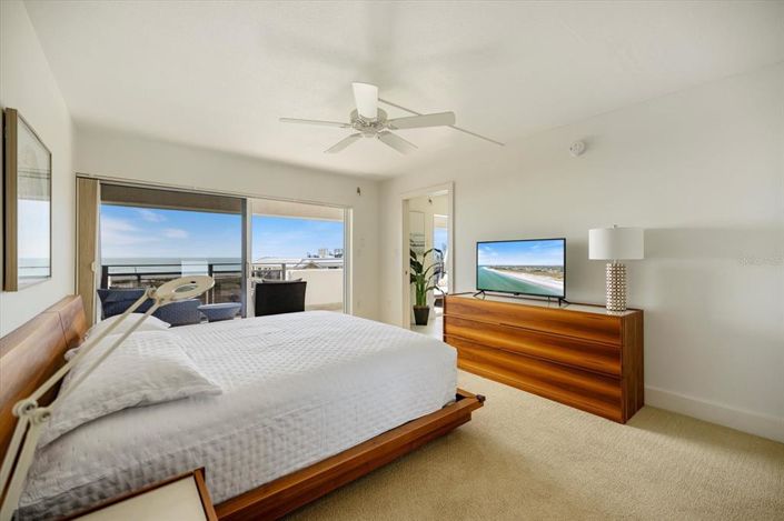 Image No.24-2 Bed Property for sale