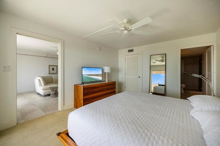 Image No.25-2 Bed Property for sale