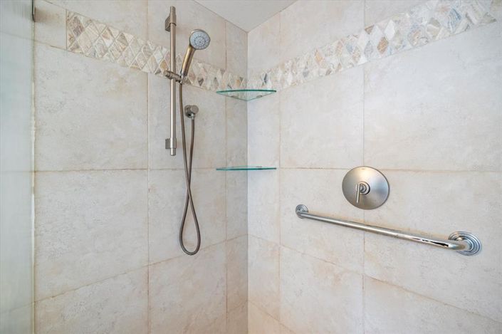 Image No.29-2 Bed Property for sale