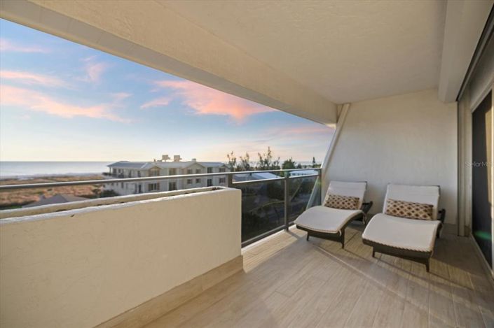 Image No.60-2 Bed Property for sale