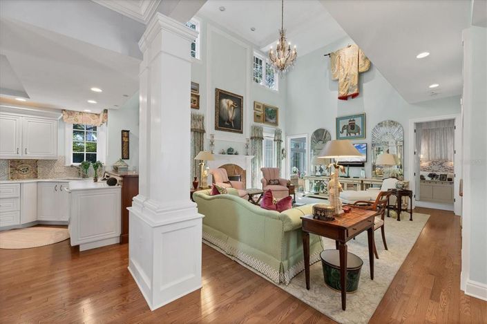 Image No.12-3 Bed Property for sale