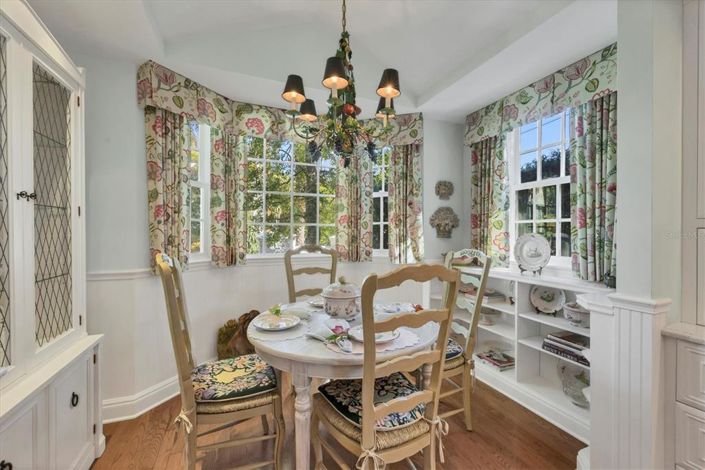 Image No.16-3 Bed Property for sale