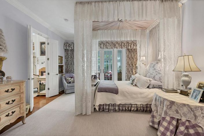 Image No.25-3 Bed Property for sale