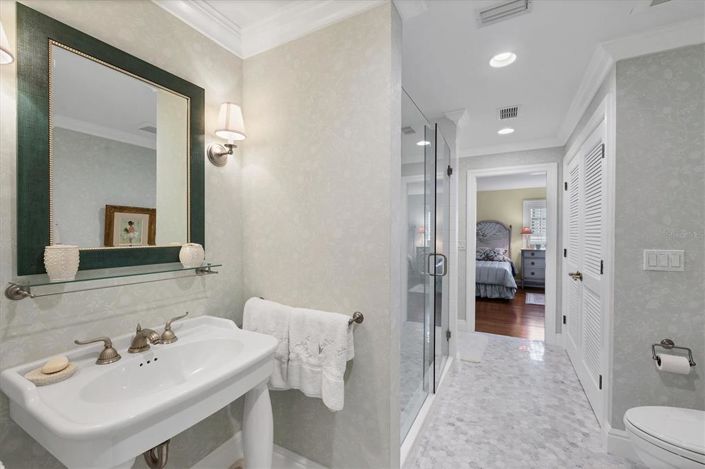 Image No.34-3 Bed Property for sale