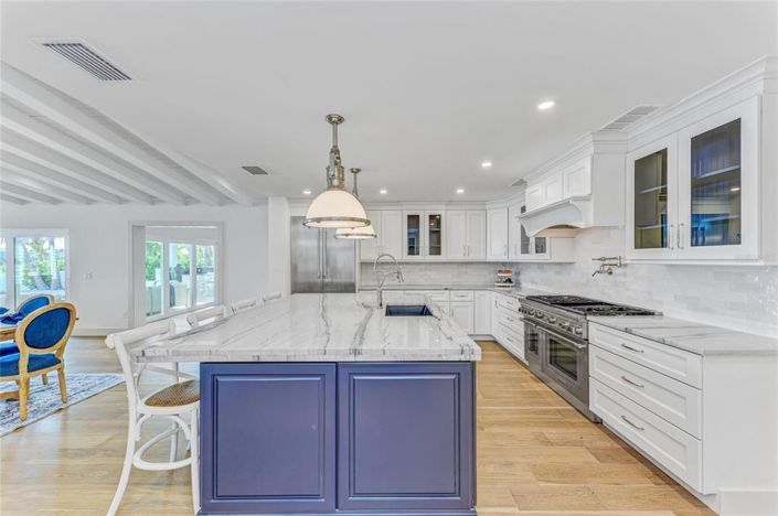 Image No.21-3 Bed Property for sale