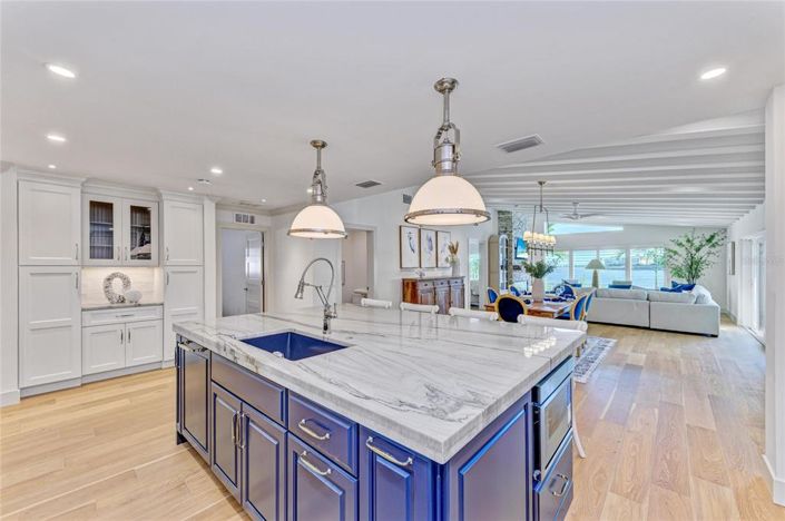 Image No.22-3 Bed Property for sale