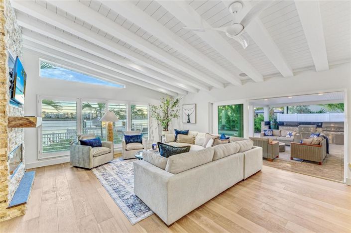 Image No.33-3 Bed Property for sale