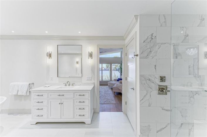 Image No.48-3 Bed Property for sale