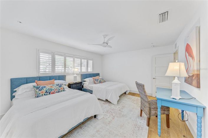 Image No.51-3 Bed Property for sale