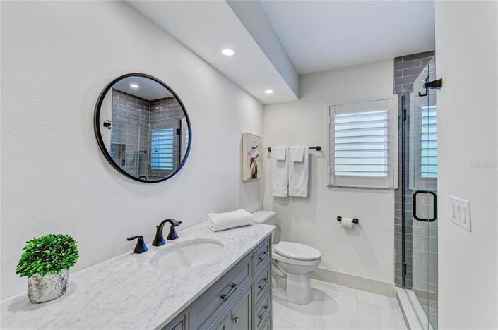 Image No.53-3 Bed Property for sale