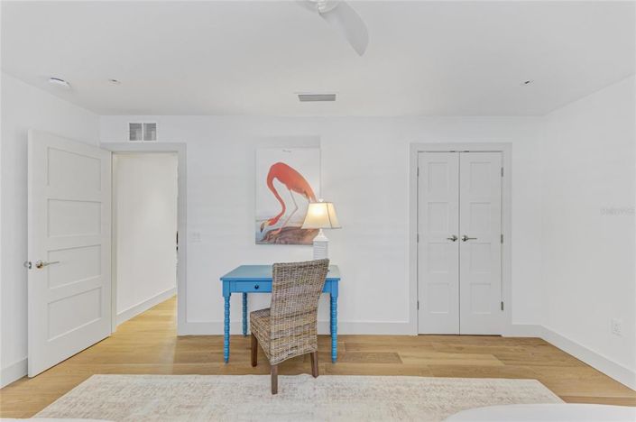 Image No.55-3 Bed Property for sale