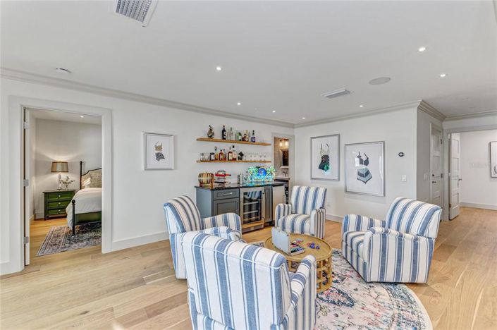 Image No.56-3 Bed Property for sale