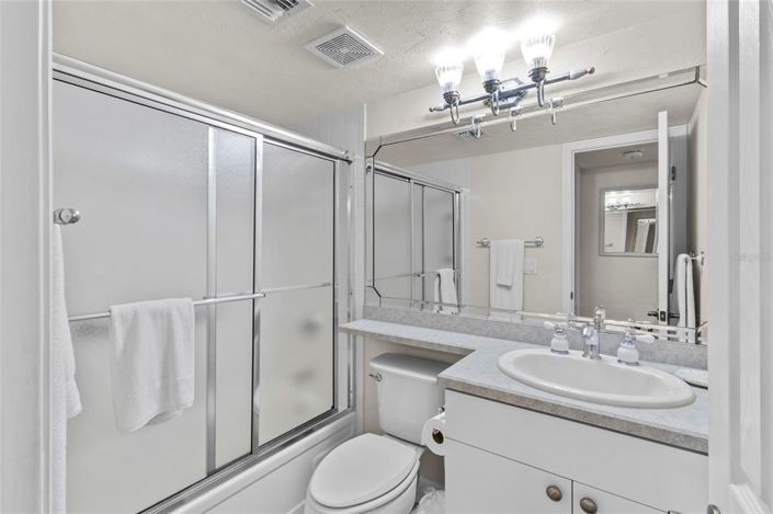 Image No.18-2 Bed Property for sale