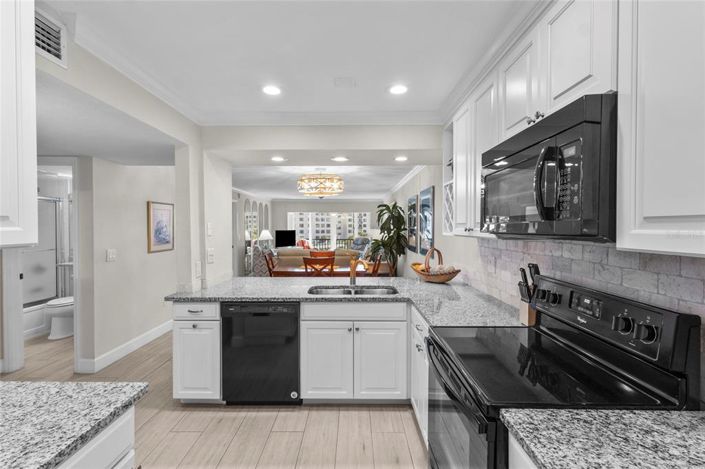 Image No.8-2 Bed Property for sale