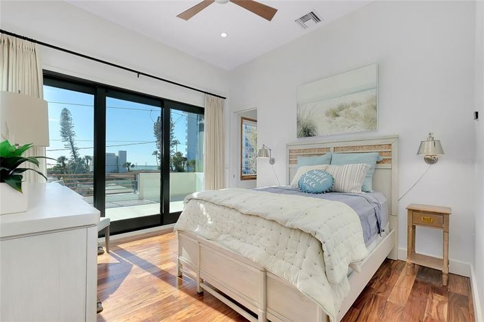 Image No.21-5 Bed Property for sale