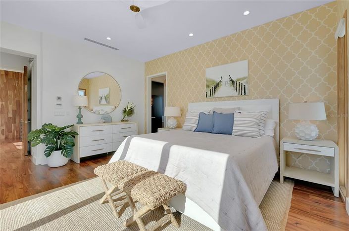 Image No.29-5 Bed Property for sale