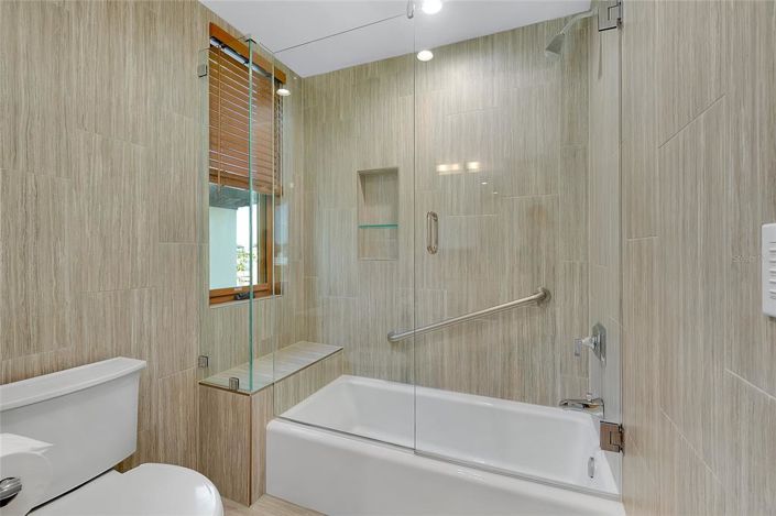 Image No.41-5 Bed Property for sale