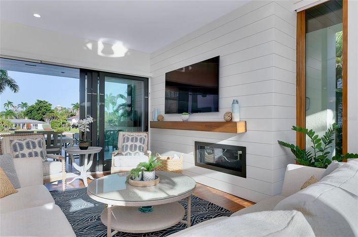 Image No.7-5 Bed Property for sale