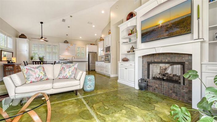 Image No.24-3 Bed Property for sale