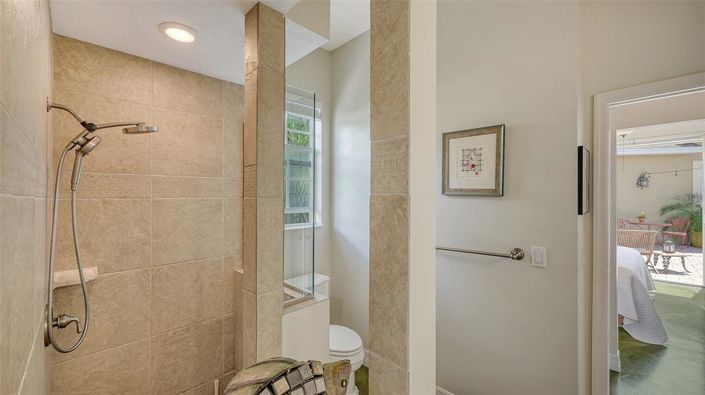 Image No.29-3 Bed Property for sale