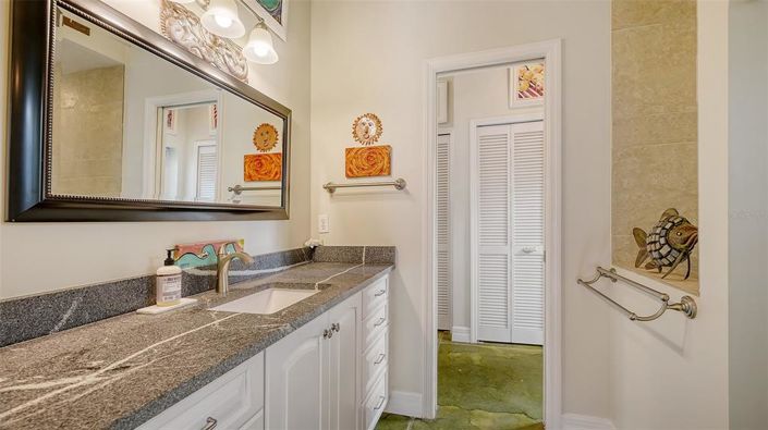 Image No.30-3 Bed Property for sale