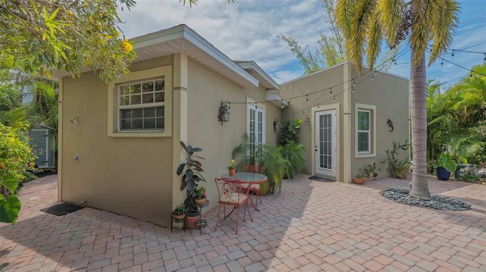 Image No.43-3 Bed Property for sale