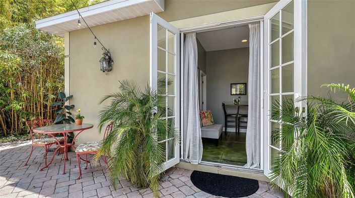 Image No.46-3 Bed Property for sale