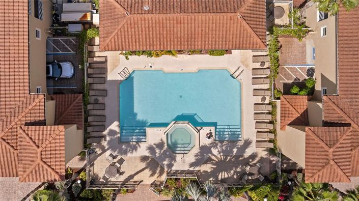 Image No.56-3 Bed Townhouse for sale