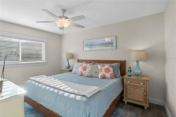 Image No.32-4 Bed Property for sale