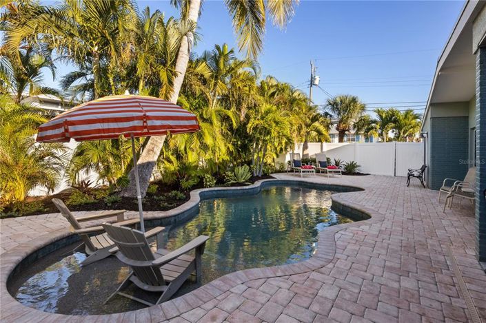 Image No.37-4 Bed Property for sale