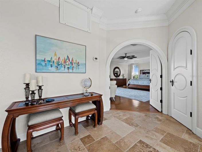 Image No.28-4 Bed Property for sale