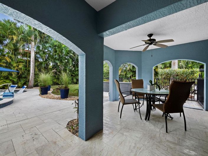 Image No.42-4 Bed Property for sale