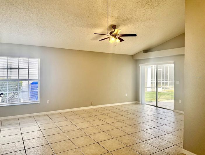 Image No.19-Propriété de 3 chambres à vendre à Kissimmee