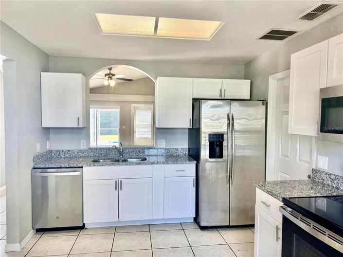 Image No.5-Propriété de 3 chambres à vendre à Kissimmee