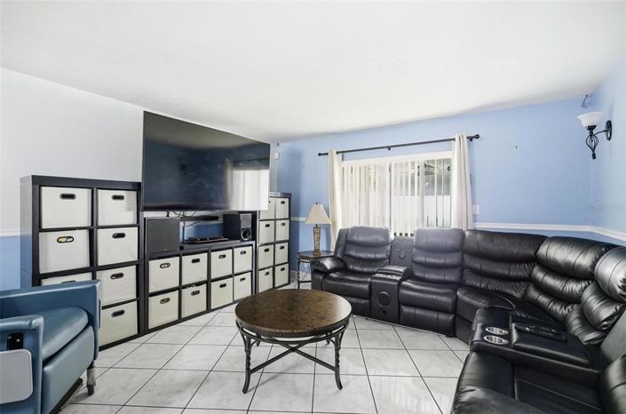 Image No.4-Propriété de 3 chambres à vendre à Kissimmee