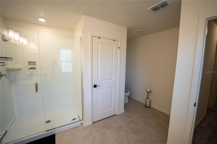 Image No.15-5 Bed Property for sale