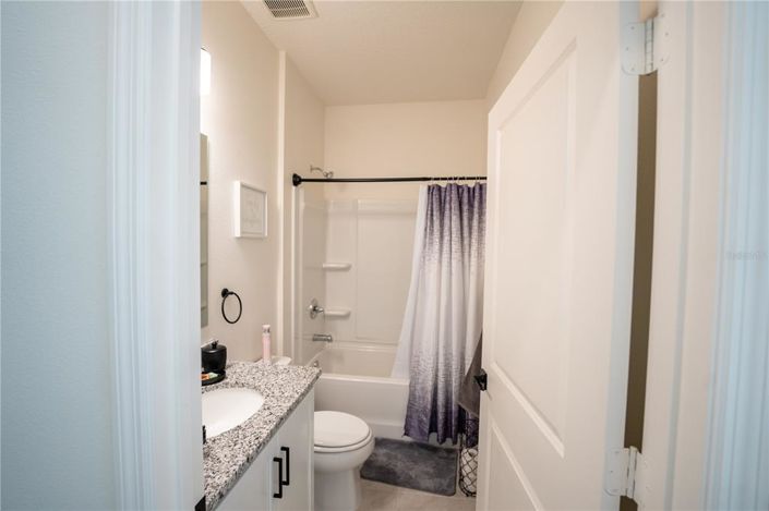 Image No.9-5 Bed Property for sale