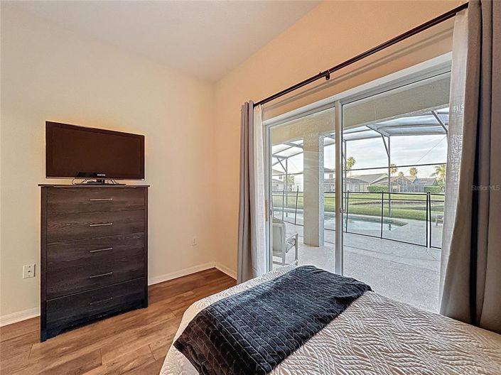 Image No.30-5 Bed Property for sale