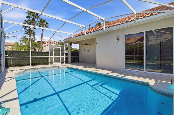 Image No.37-3 Bed Townhouse for sale